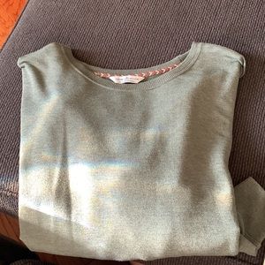 Light sweatshirt